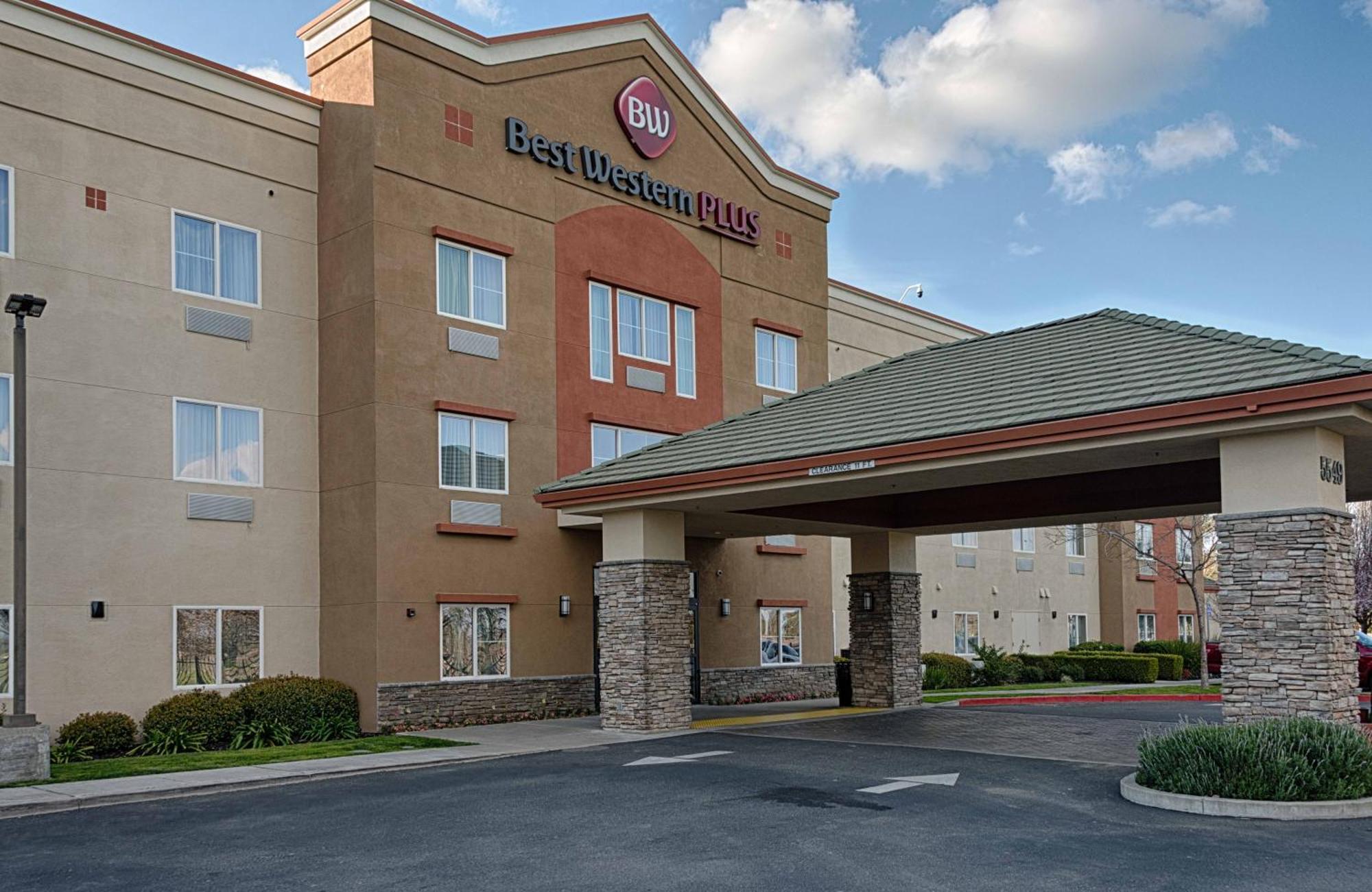 Best Western Plus Delta Inn & Suites Oakley Zewnętrze zdjęcie
