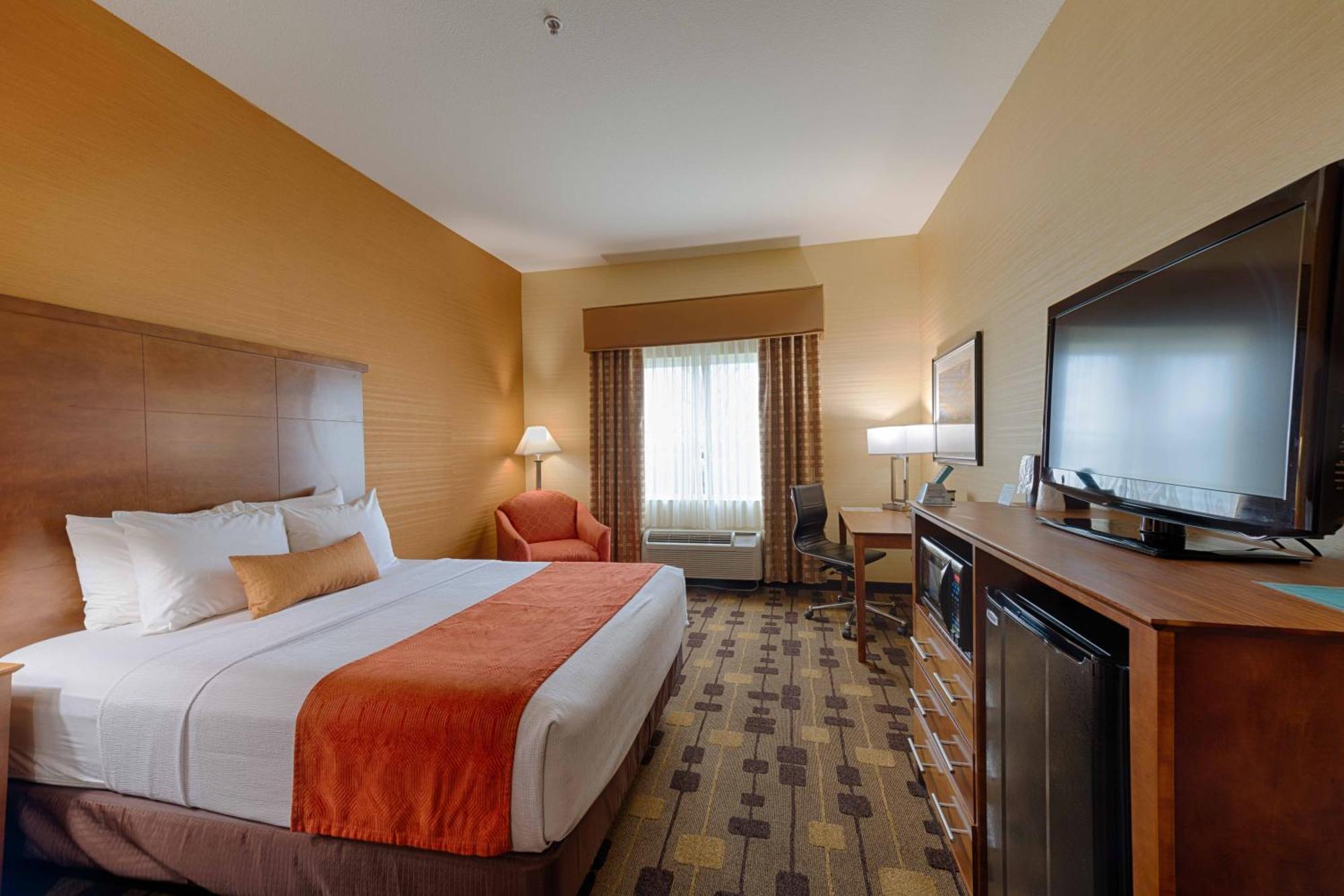 Best Western Plus Delta Inn & Suites Oakley Zewnętrze zdjęcie